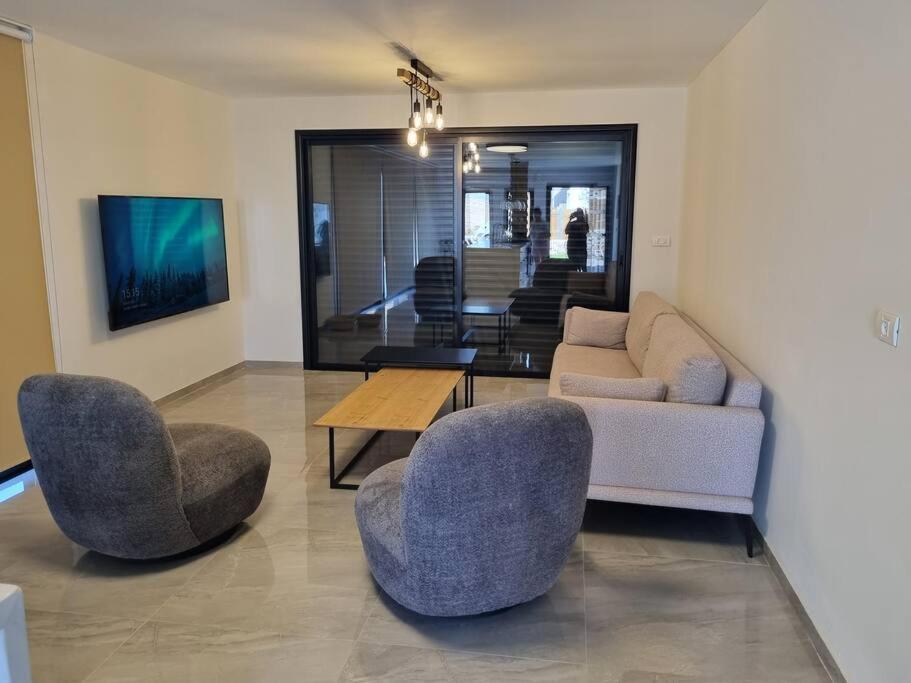 זריחה למרגלות הגלבוע Villa Nurit Buitenkant foto
