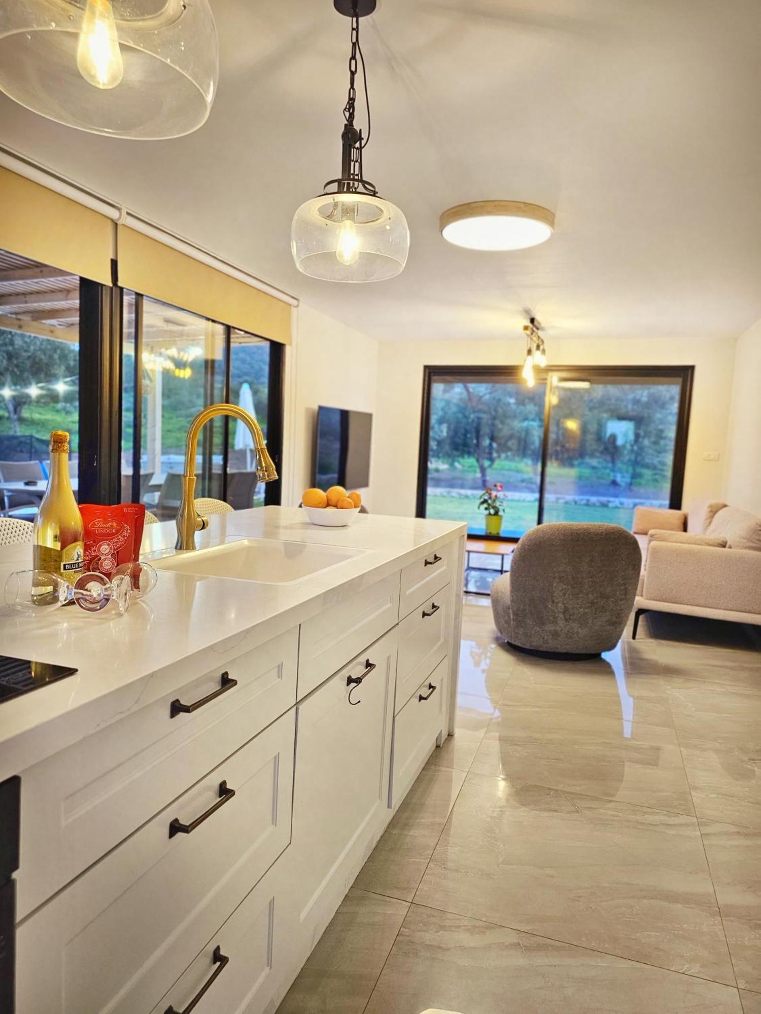 זריחה למרגלות הגלבוע Villa Nurit Buitenkant foto