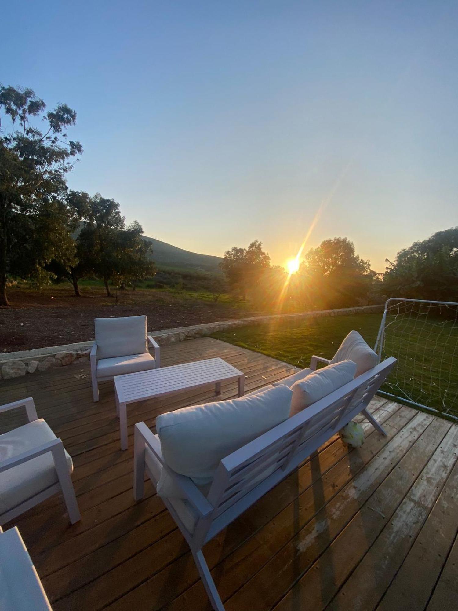 זריחה למרגלות הגלבוע Villa Nurit Buitenkant foto
